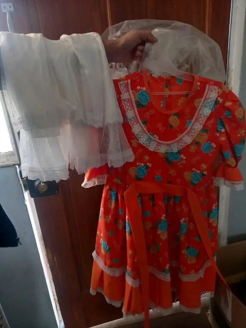 Vestido fiestas patrias talla 10 - 2