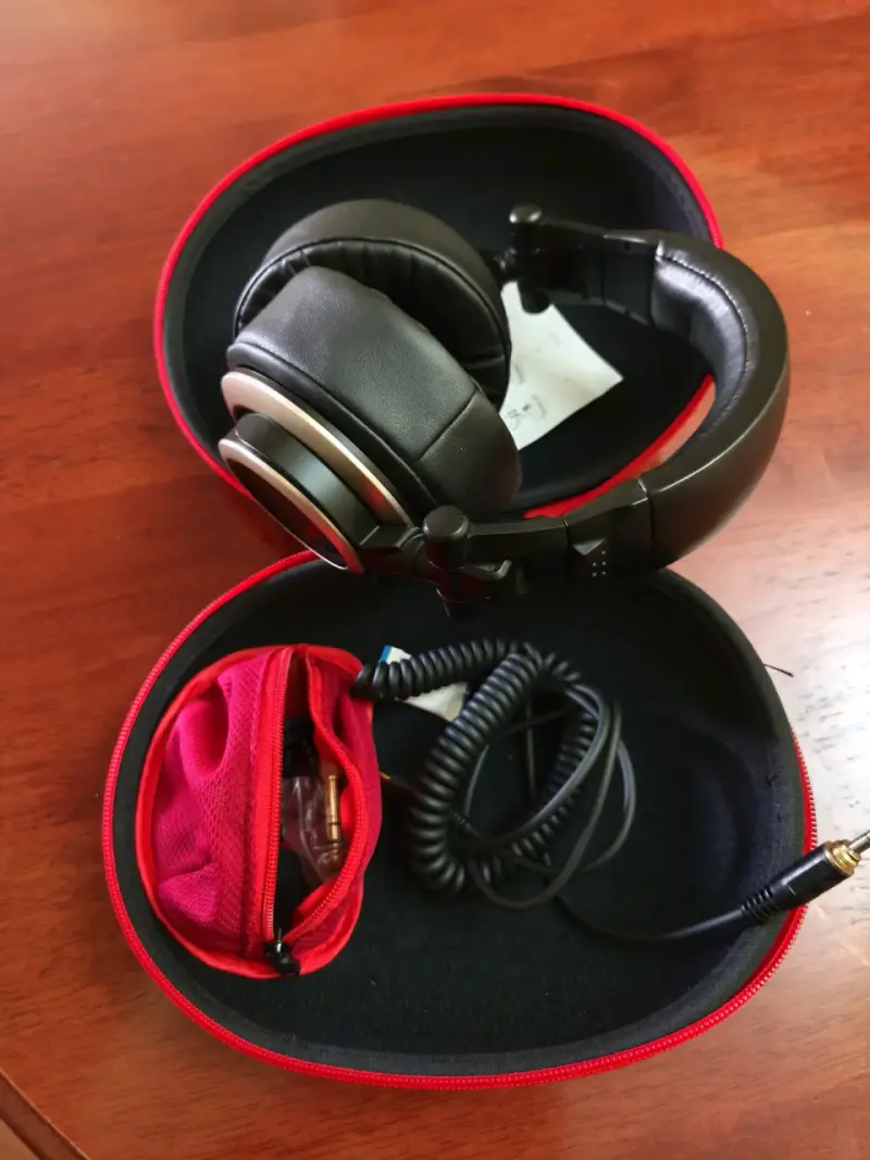 STATUS AUDIO CB-S1 con estuche rígido - 1