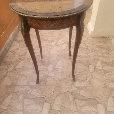 Mesa auxiliar de madera estilo vintage - miniatura 3