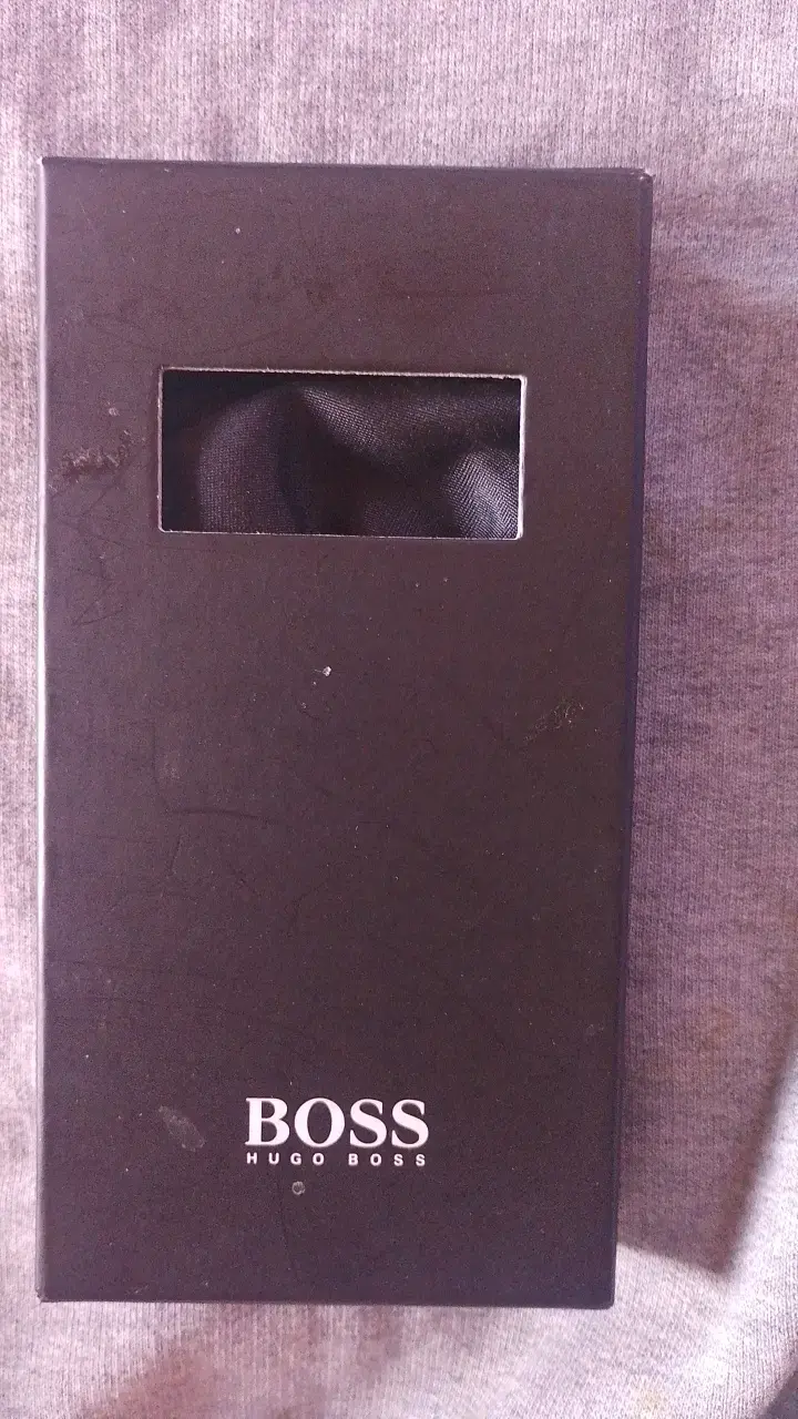Corbata de moño negra Hugo Boss en caja - 3