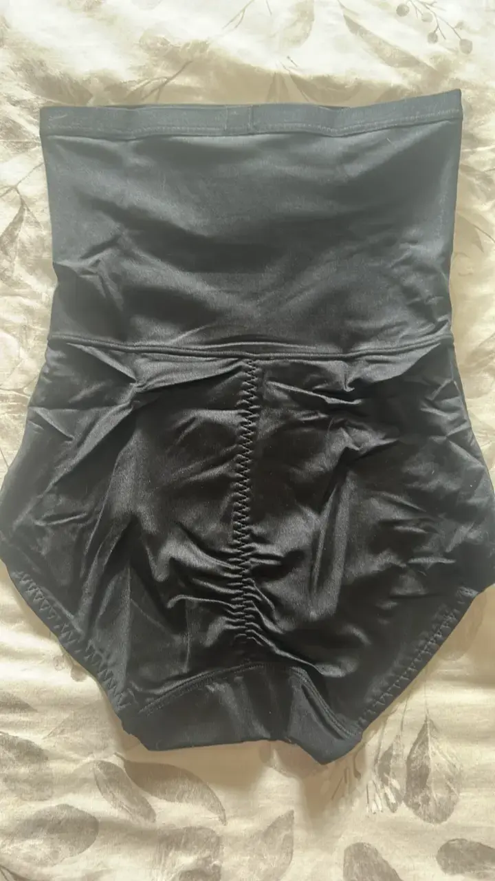 Faja de Compresión Velform Talla M - 4