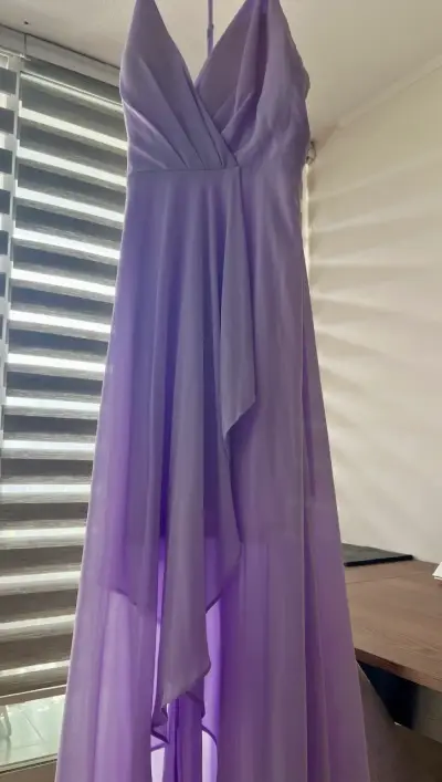 Vestido largo lila elegante para fiesta - miniatura 1