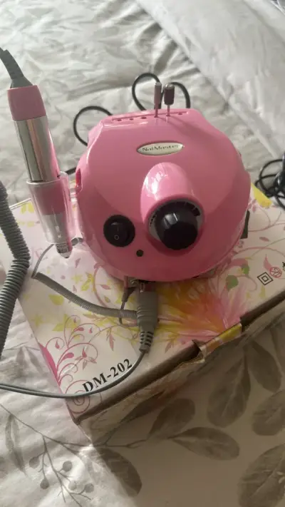 Pulidor de Uñas Rosa con Pedal - miniatura 2
