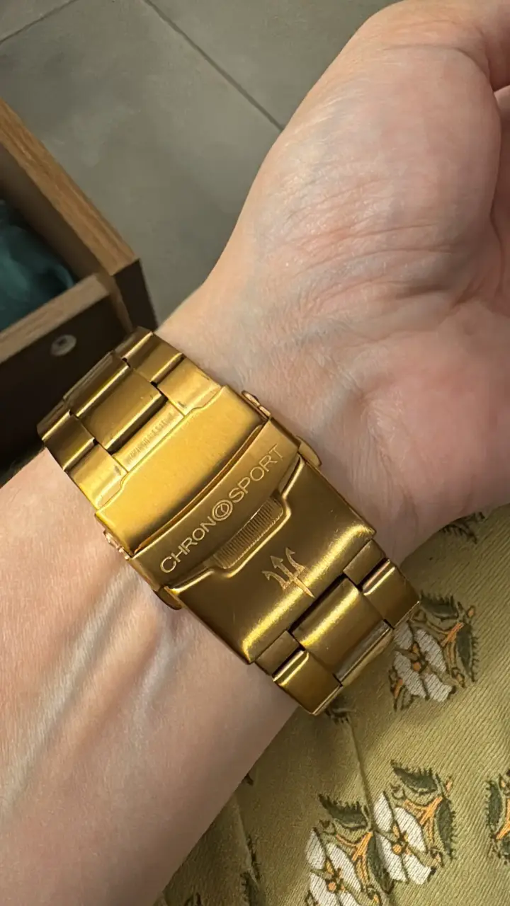 Reloj dorado Chronosport Original - 4