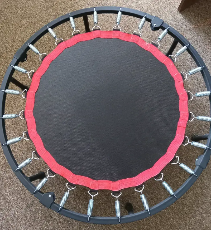 Trampolín fitness redondo con borde rojo - 1