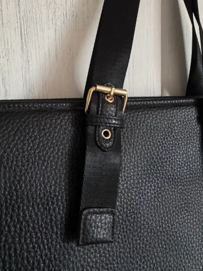 Bolso negro de cuero Basement Collection - miniatura 2