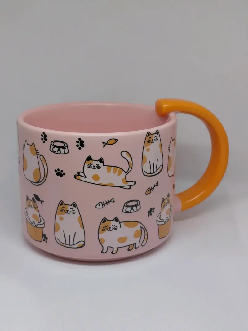 Taza de cerámica con diseño de gatos nuevo