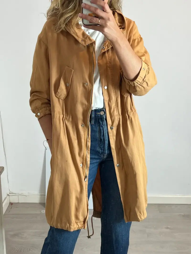 Parka ligera camel Mango con capucha - 4