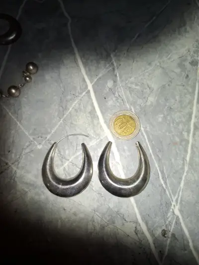 Conjunto de joyas de plata con aretes y pulsera - miniatura 3