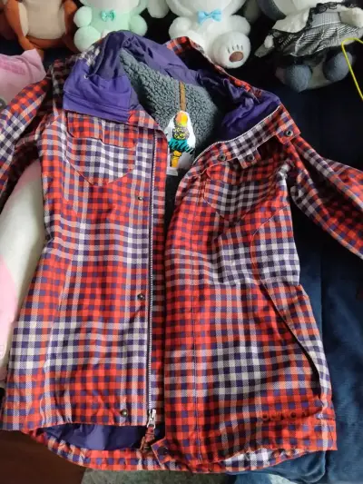 Chaqueta de cuadros para invierno con capucha - miniatura 1
