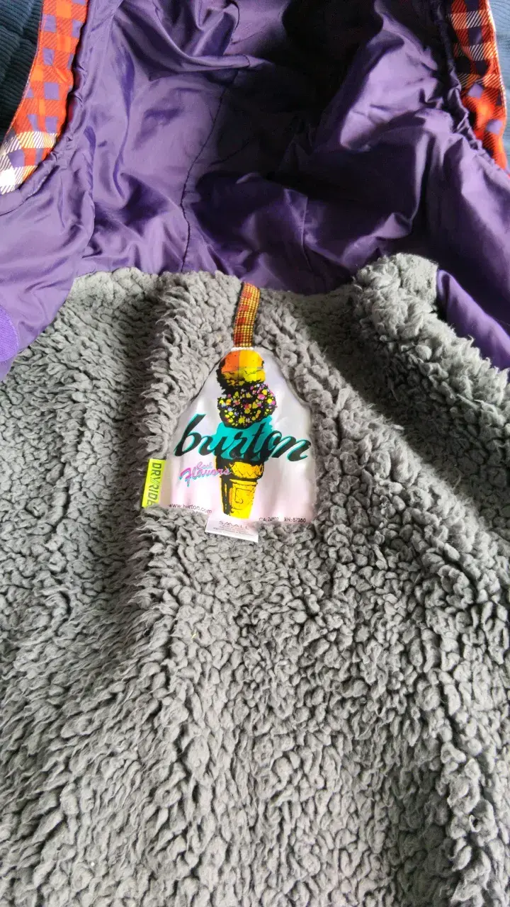 Chaqueta de cuadros para invierno con capucha - 3
