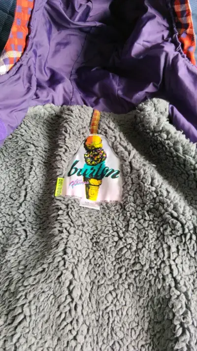 Chaqueta de cuadros para invierno con capucha - miniatura 3