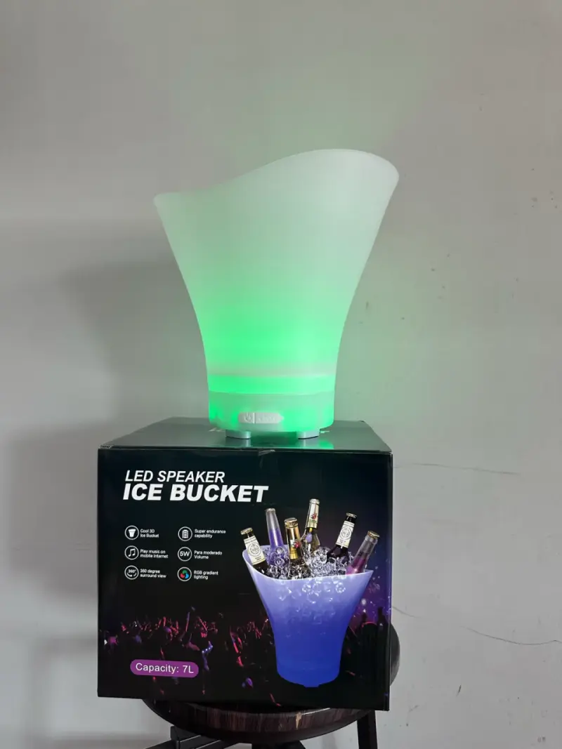 Cubeta de Hielo con Luz LED y Altavoz - 2