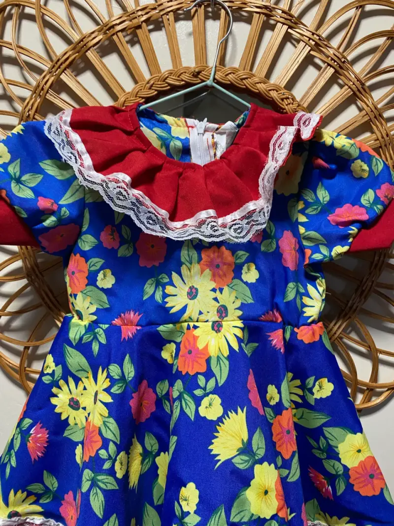 Vestido de huasa  floral talla 2 - 2