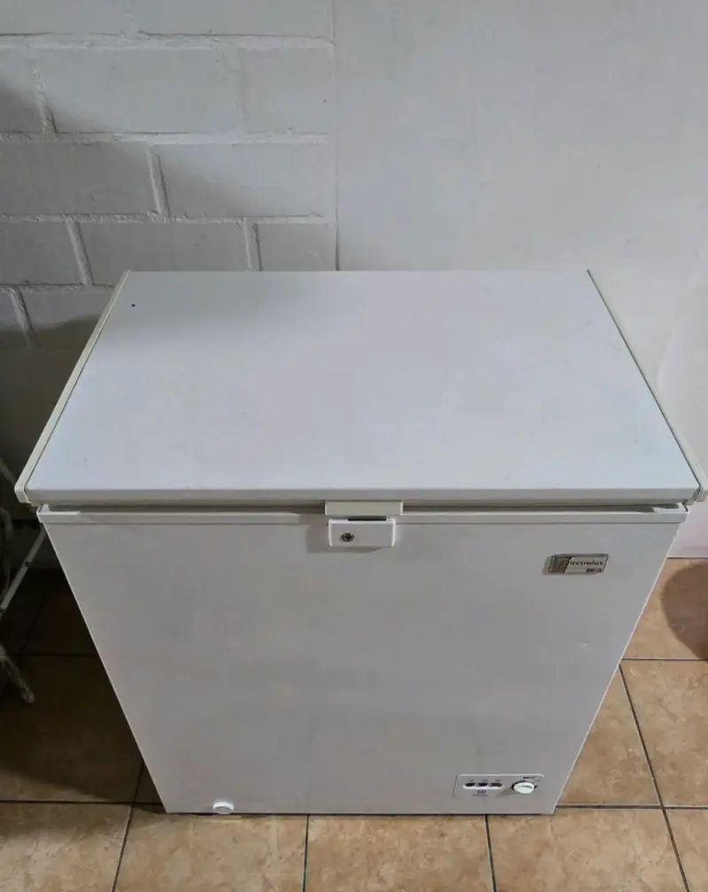 Congelador horizontal Electrolux 142 litros - 3