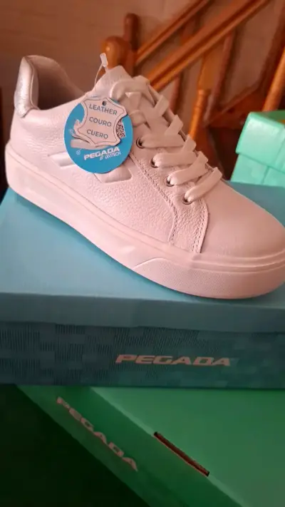 Zapatillas de cuero blancas Pegada para mujer - miniatura 3