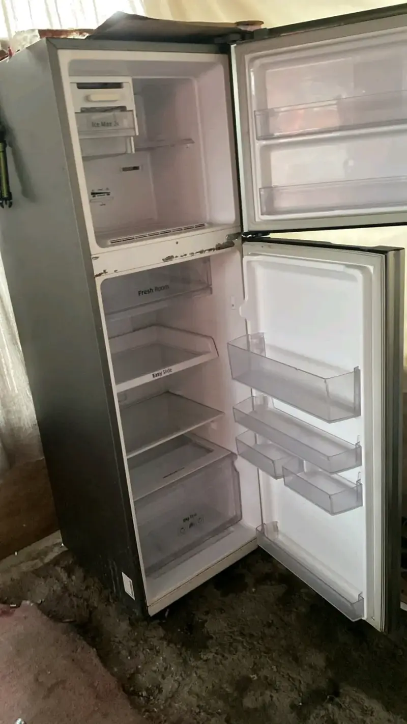 Refrigerador de dos puertas en buen estado - 3