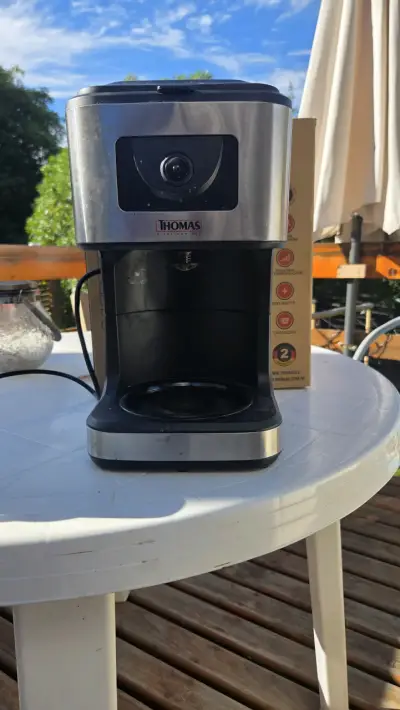 Cafetera Thomas TH-1381 900W con filtro reutilizable - miniatura 3