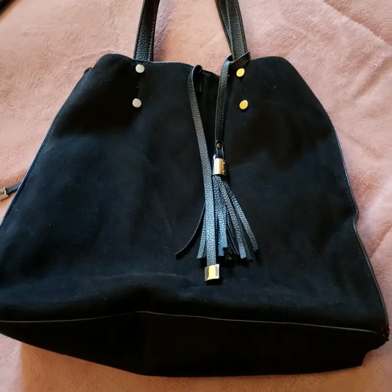 Bolso negro de mano Amphora elegante - 4