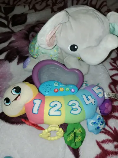 Juguetes interactivos para bebé VTech y Fisher-Price - miniatura 2