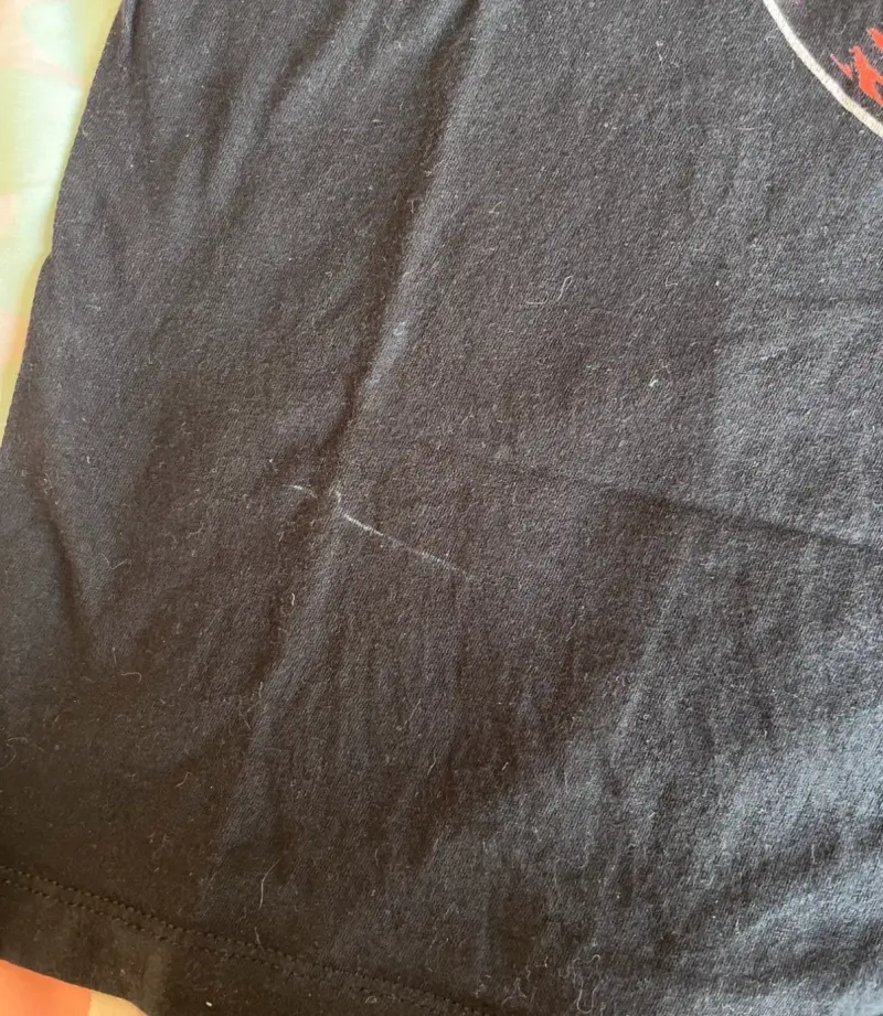 Polera negra Twenty One Pilots con diseño gráfico - 2