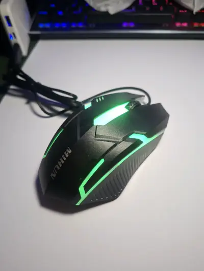 Mouse gamer con luces LED USB - miniatura 5