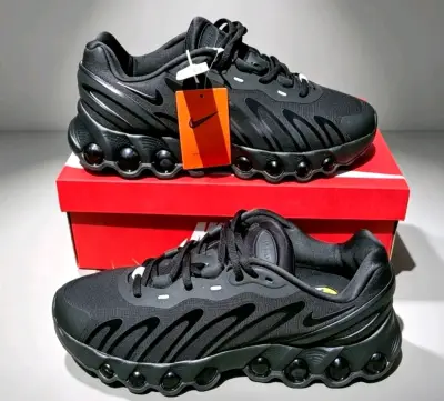 Nike DN8 triple Black 🖤🖤🖤 - miniatura 1