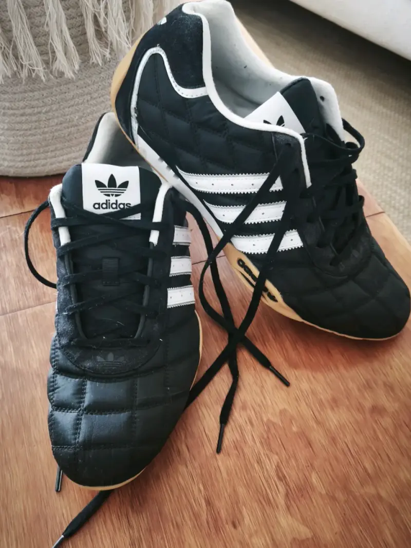 Zapatillas deportivas negras Adidas para hombre - 1