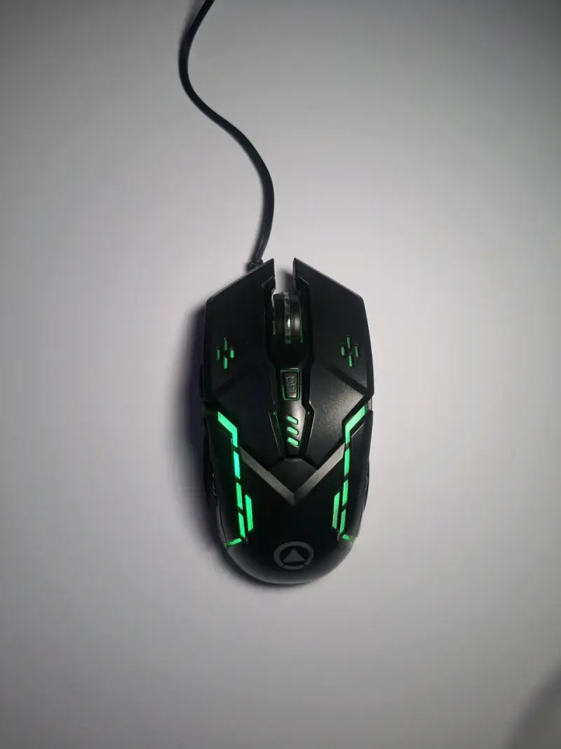 Mouse gamer con luces LED y cable USB - 3
