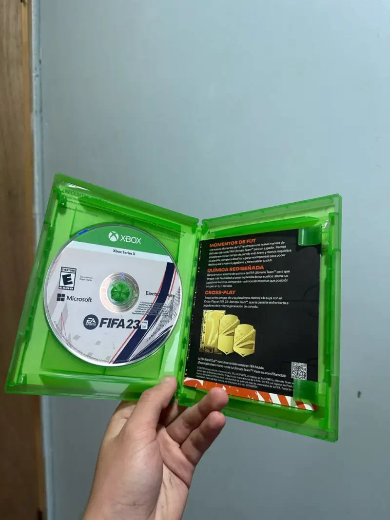 FIFA 23 para Xbox Series X en buen estado - 3