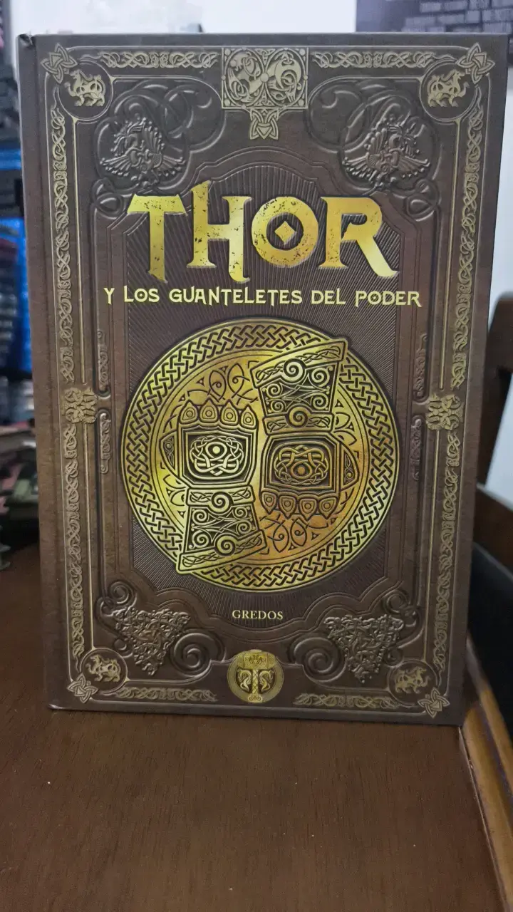 Libro Thor y los Guanteletes del Poder