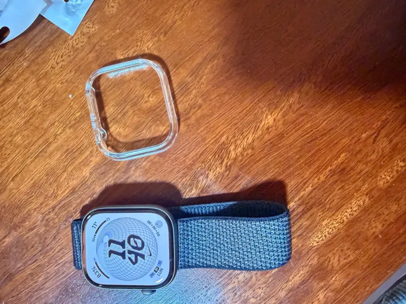 Apple Watch 11 46 mm space gray - 1