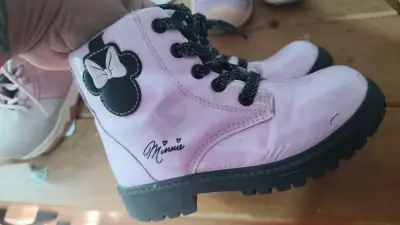 Botas rosadas de niña Minnie  talla 27 - miniatura 1