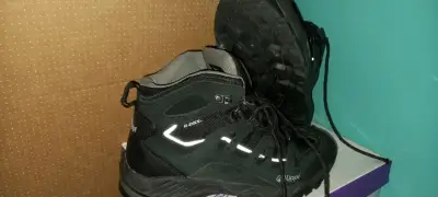 Botas de montaña negras Lippii - miniatura 3