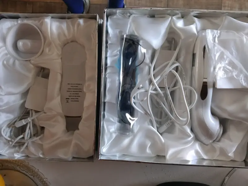 Dispositivo de limpieza facial Meiner Pro con terapia de iones - 6