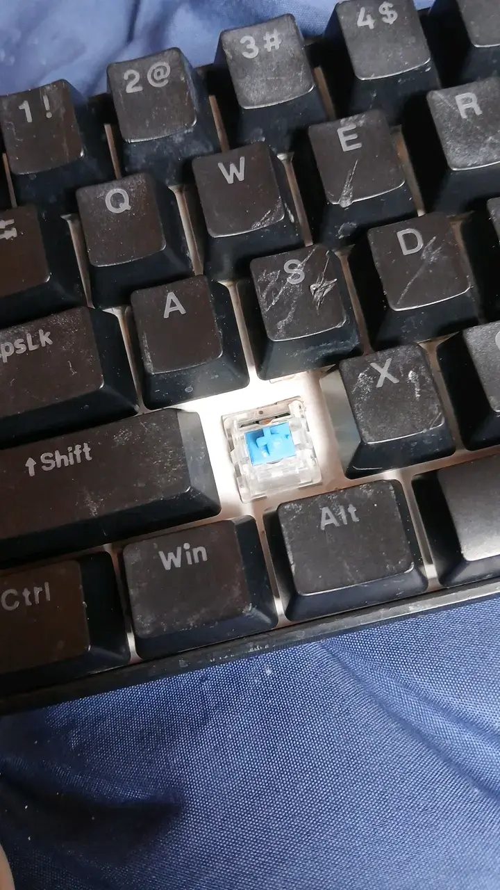 Teclado mecánico compacto T-VOLF T60 - 3