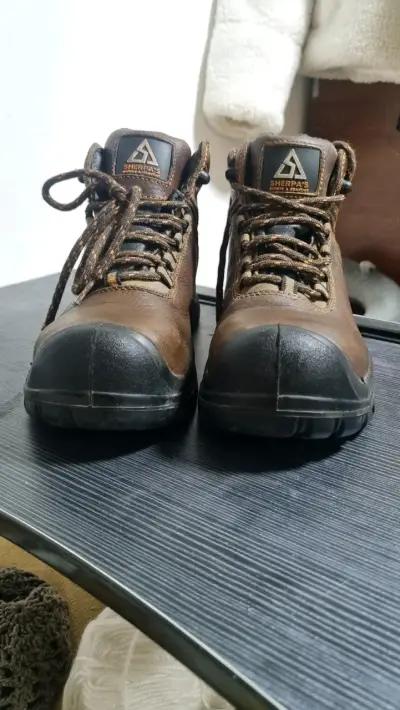 Botas de seguridad Sherpa's marrones - miniatura 1