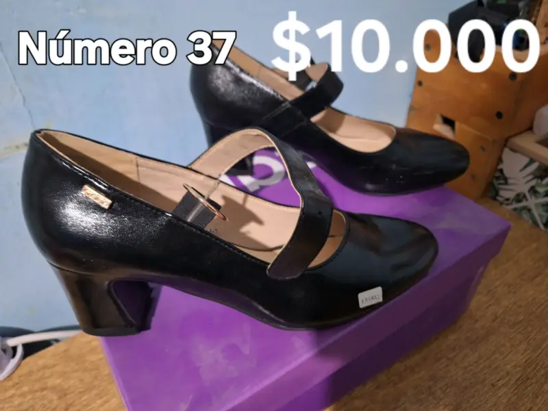 Zapatos de tacón negro talla 37
