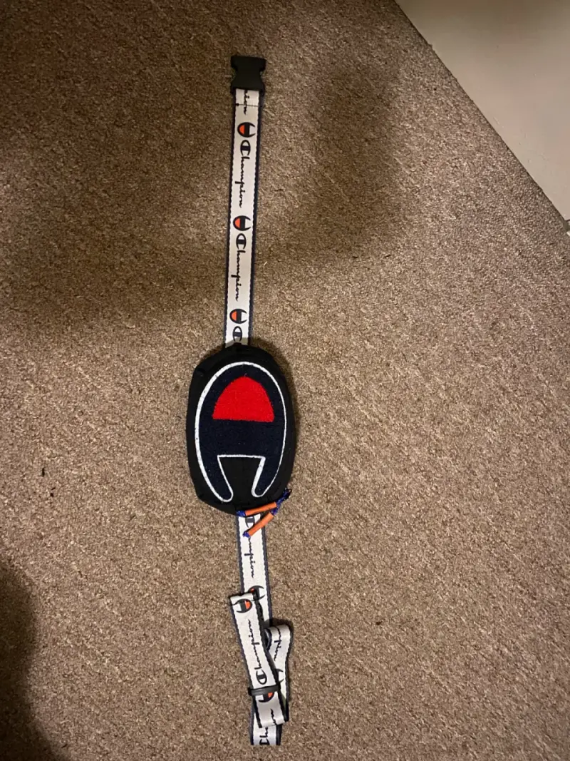 Riñonera Champion con logo bordado - 2