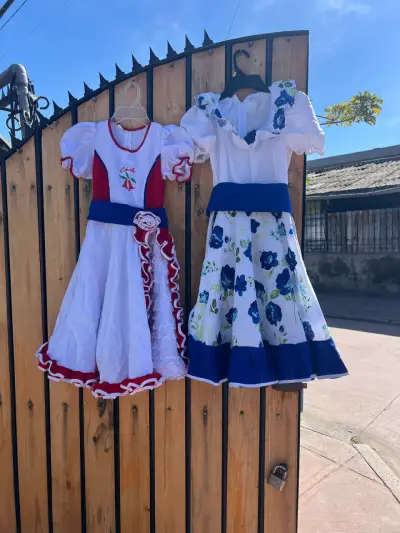 Vestidos de huasa para niñas en varios colores - miniatura 2