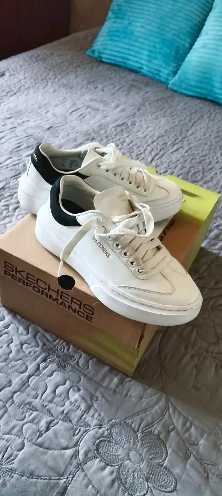 Zapatillas blancas Skechers Performance - 2