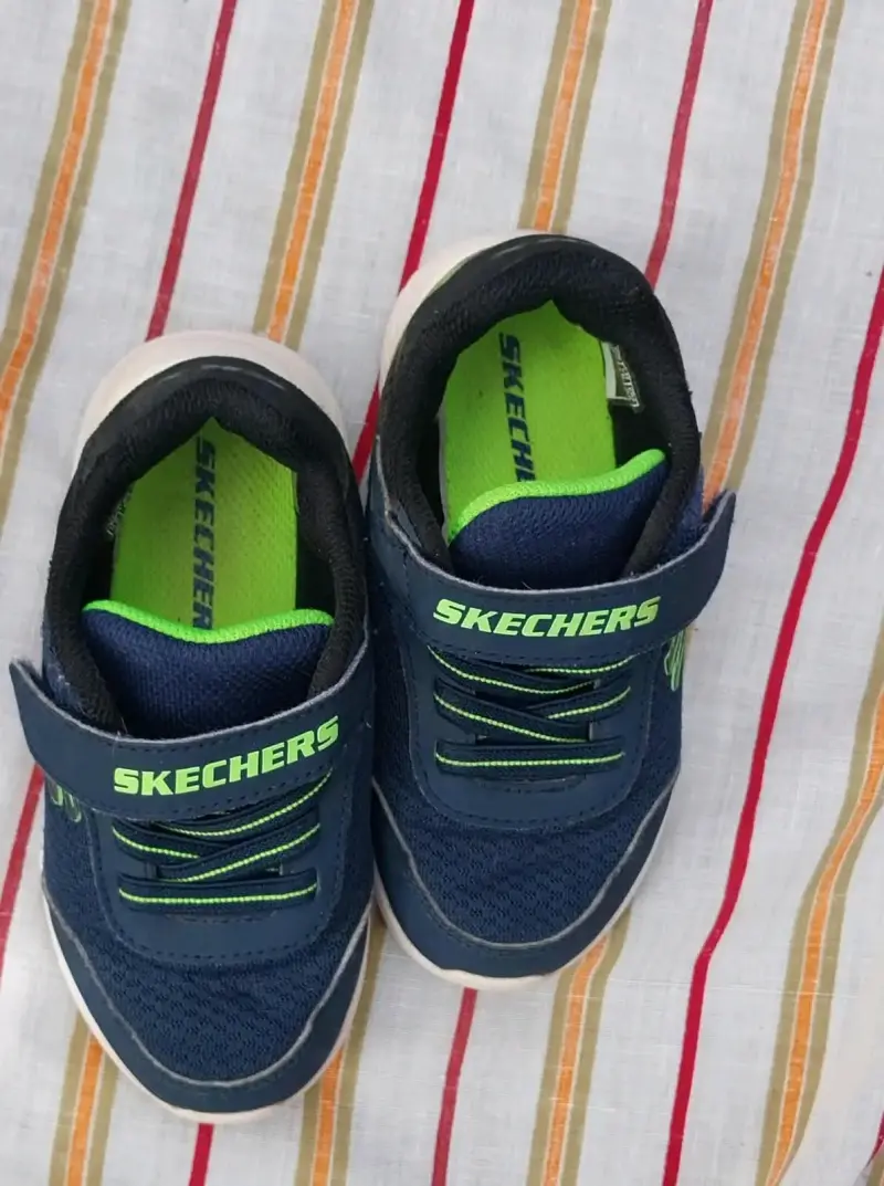 Zapatillas deportivas para niños Skechers azul y verde - 1