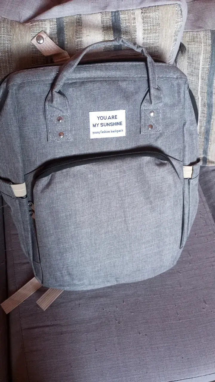 Mochila multifuncional gris para bebé, nueva sin u - 1