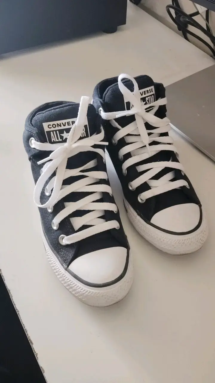 Zapatillas Converse All Star negras unisex - 1