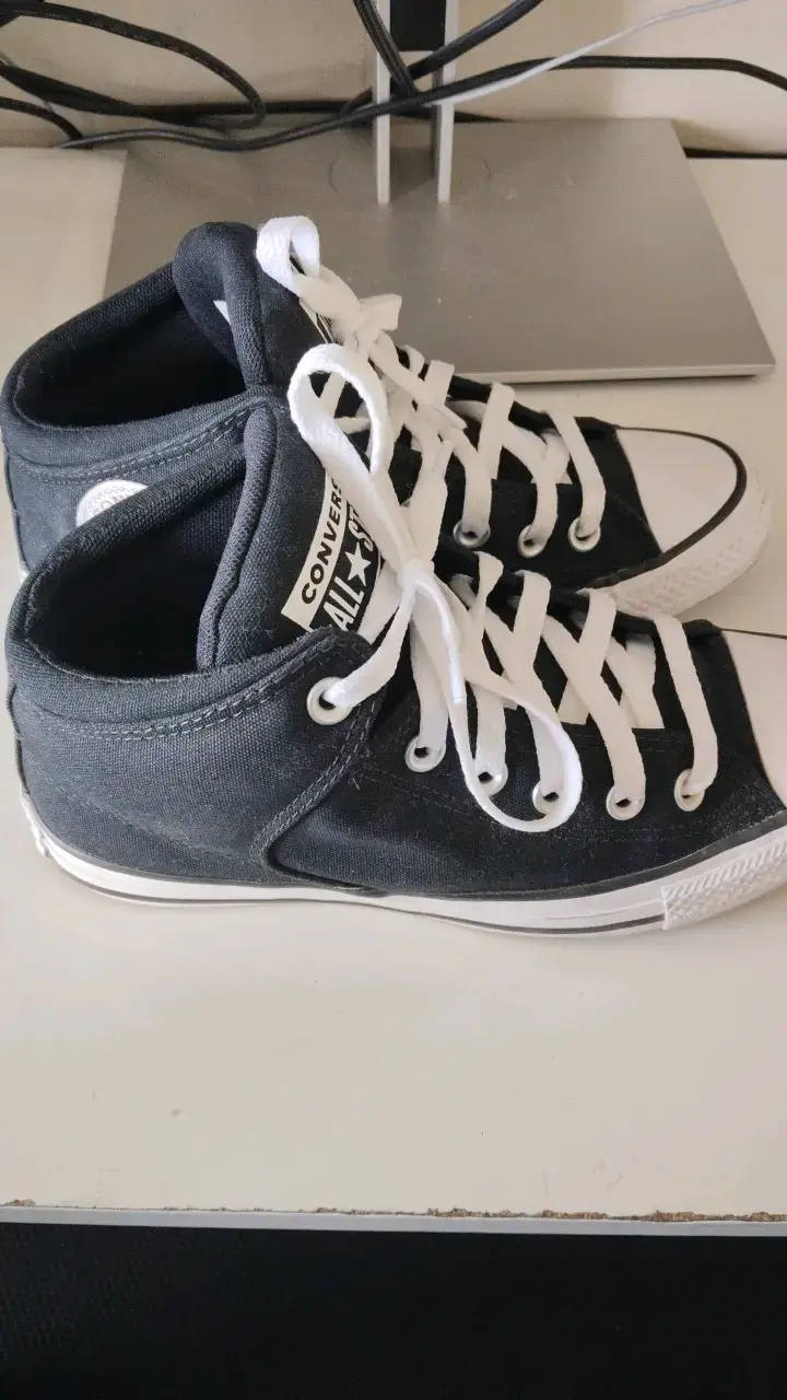 Zapatillas Converse All Star negras unisex - 2