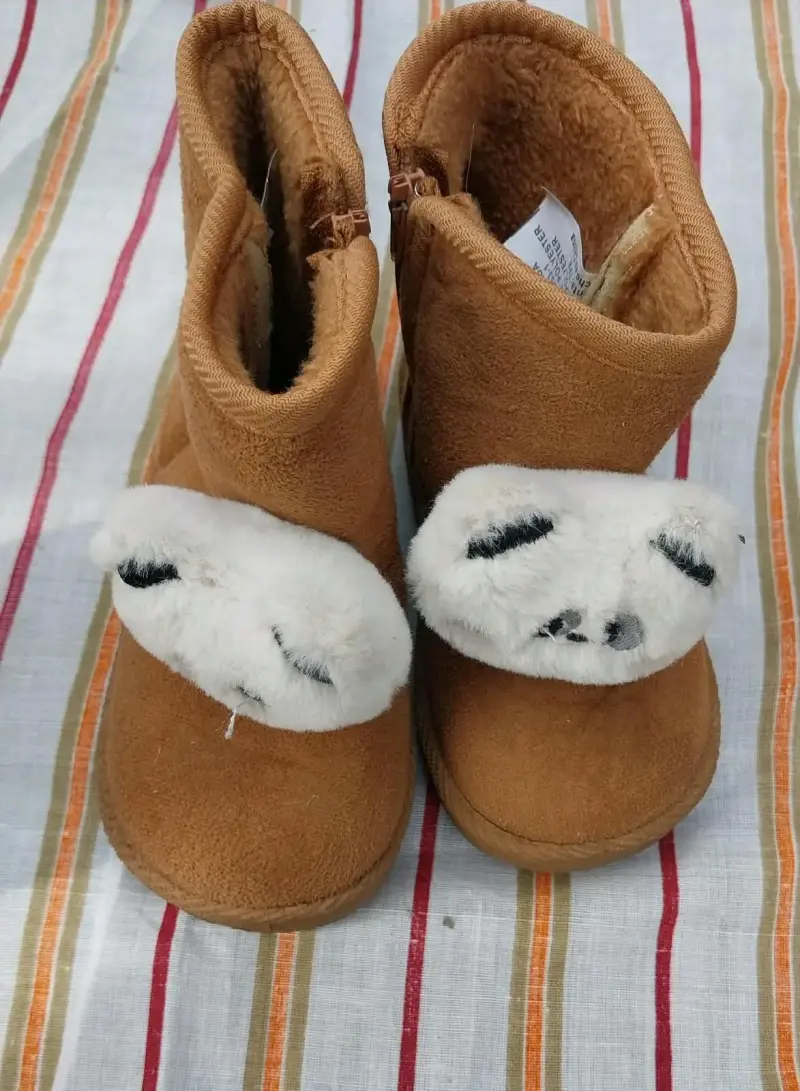 Botas y pantuflas para niños con diseño de oso - 1