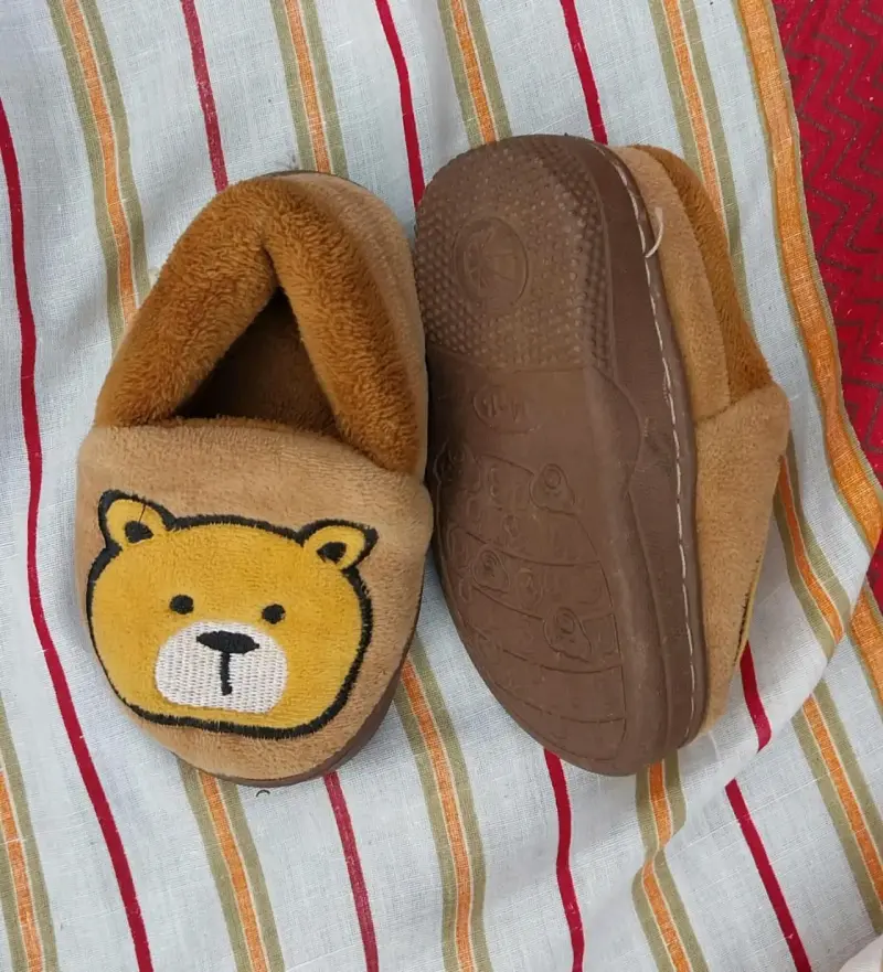 Botas y pantuflas para niños con diseño de oso - 4