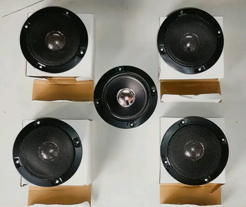 Set de 5 parlantes SPC-583 de 5.25 pulgadas 160W - 1