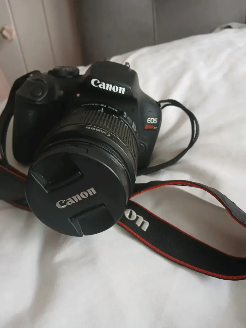 Cámara Canon EOS Rebel T7con lentes 18-55mm y 50mm - 2