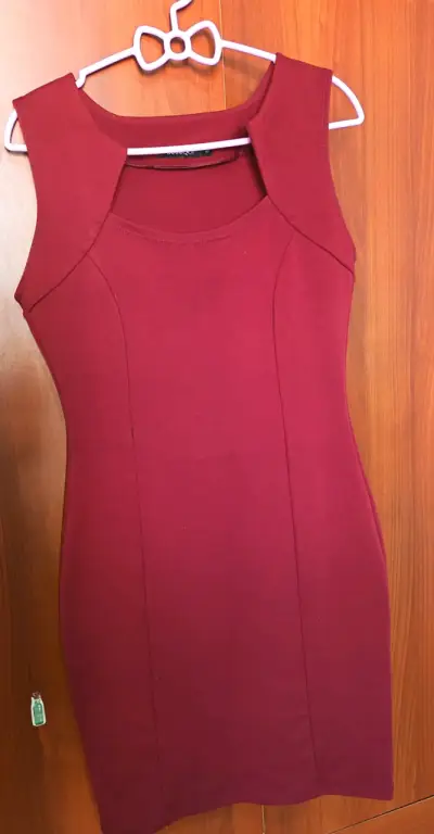 Vestido sin mangas rojo marca Maniqui talla XS - miniatura 1